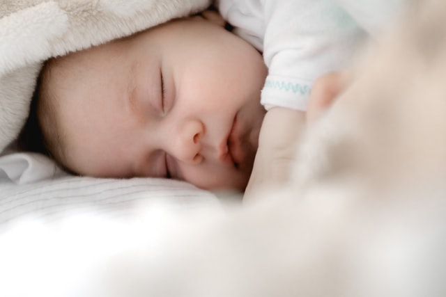 طرق تساعد على نوم الرضيع